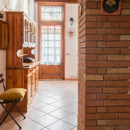 Altido Rustic Apt For 2 On Lake Como Shore *