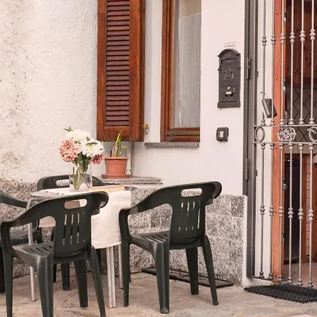 Altido Rustic Apt For 2 On Lake Como Shore Cernobbio
